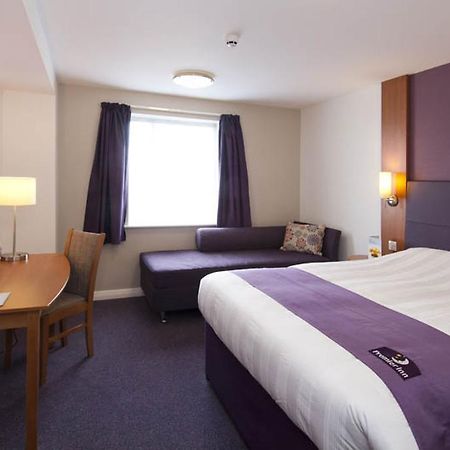 Comfort Inn Kensington London Exterior photo