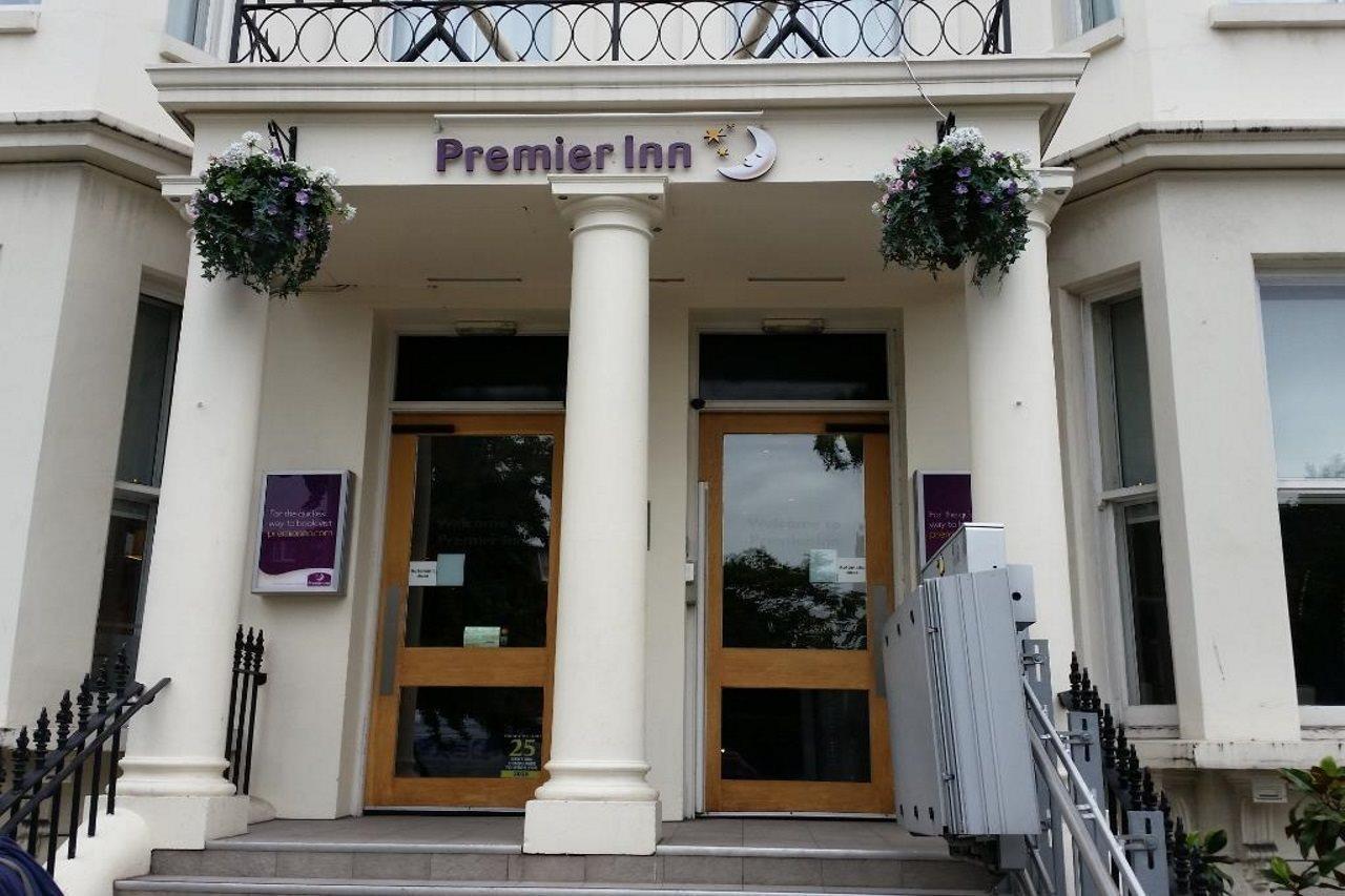 Comfort Inn Kensington London Exterior photo